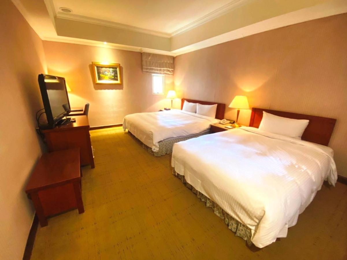 Grand Boss Hotel Yilan Ruang foto