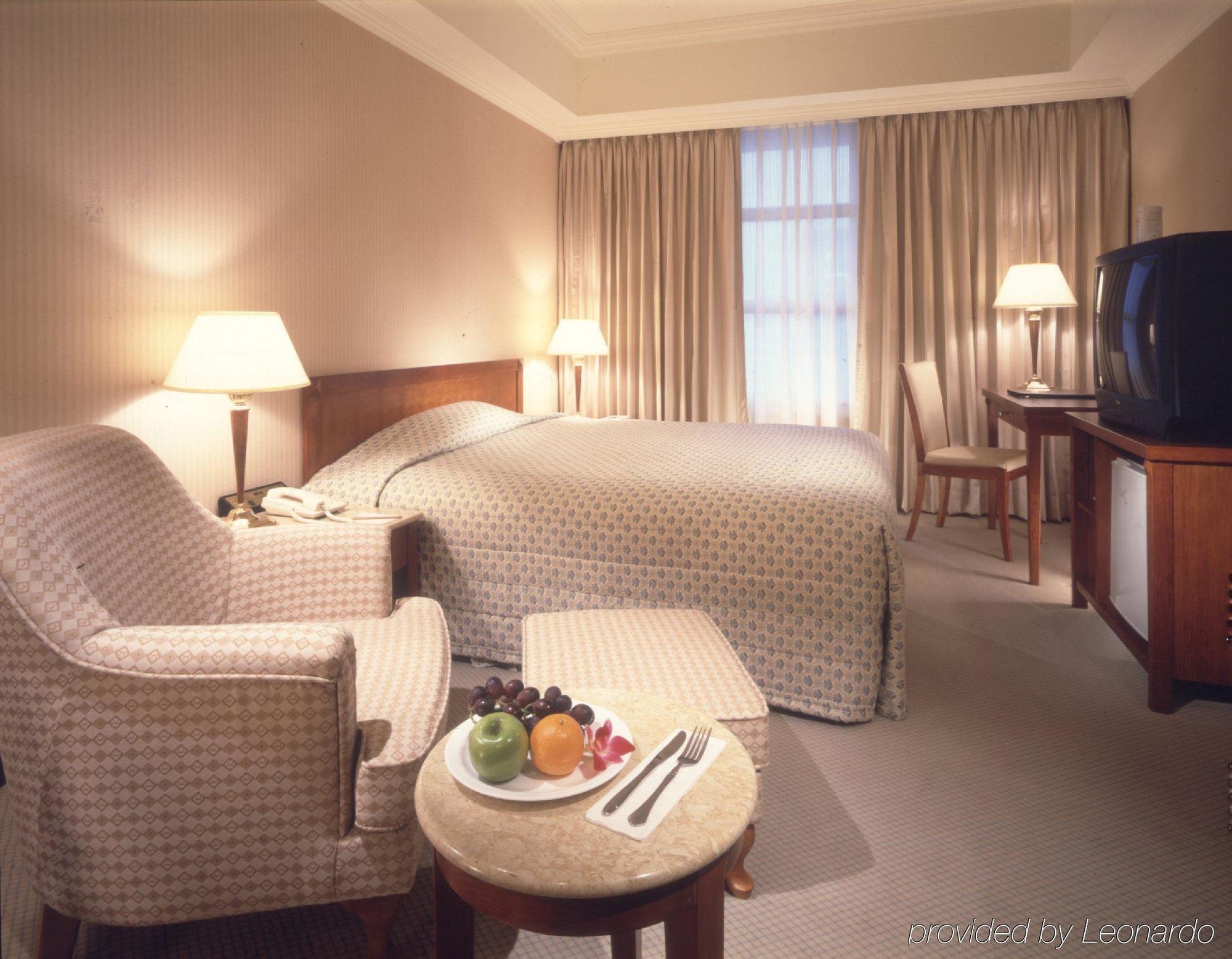 Grand Boss Hotel Yilan Bagian luar foto