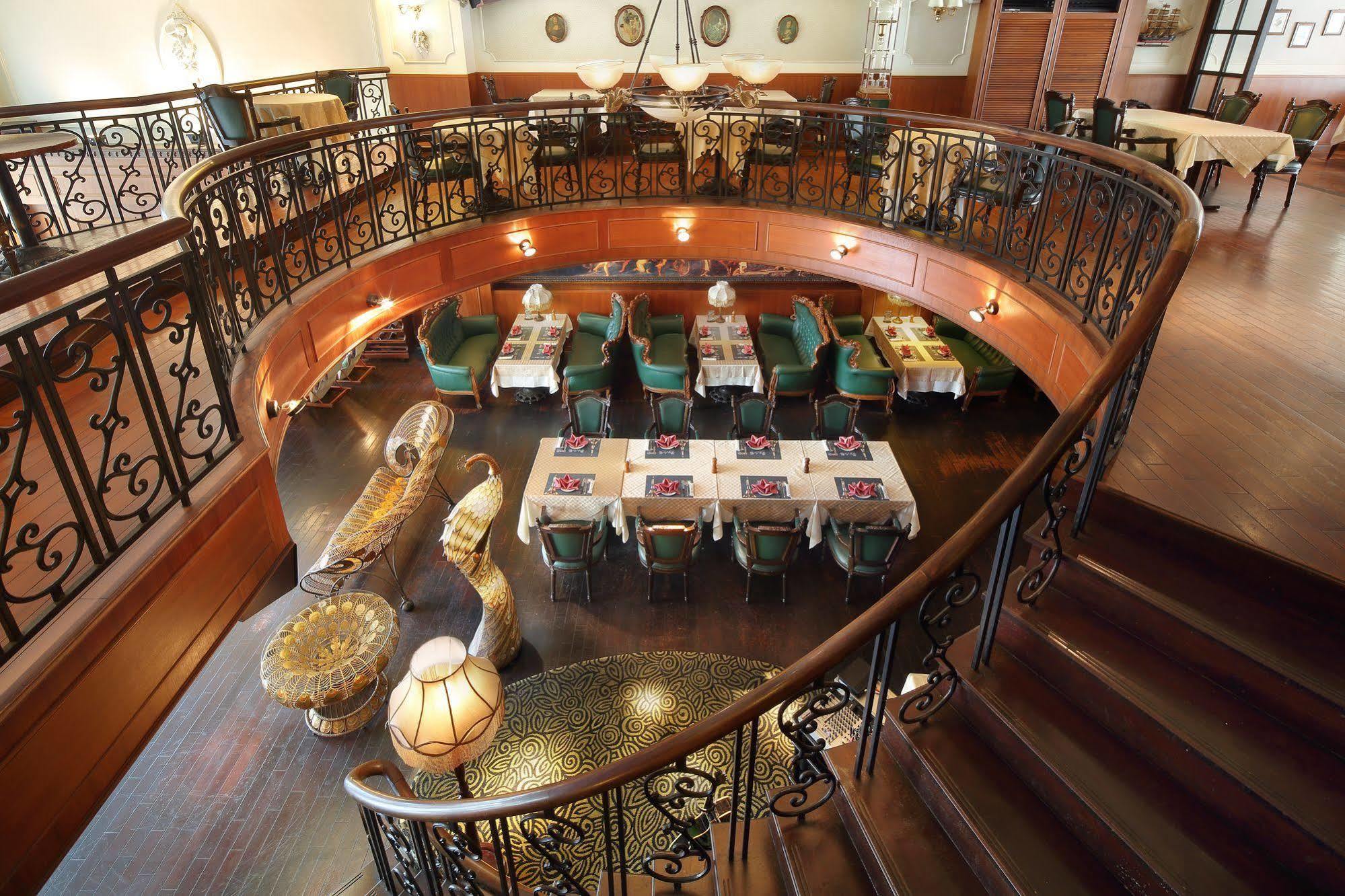 Grand Boss Hotel Yilan Bagian luar foto
