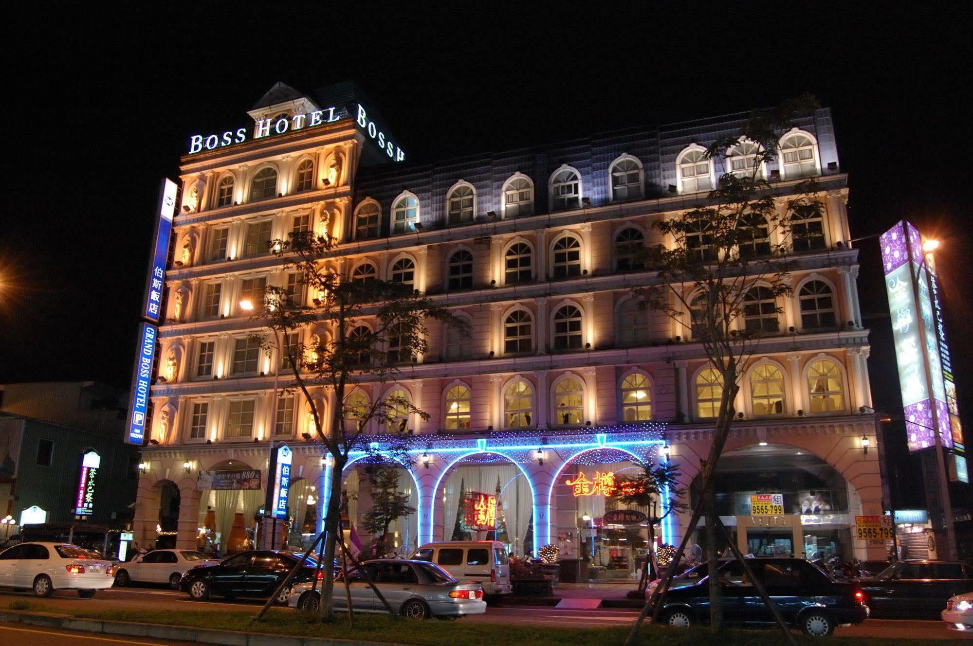 Grand Boss Hotel Yilan Bagian luar foto